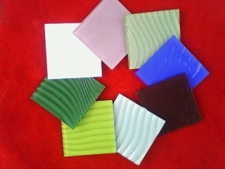 佛山市陶一色釉 水晶玻璃馬賽克顏料、玻璃釉料與高溫油墨的研發(fā)創(chuàng)新